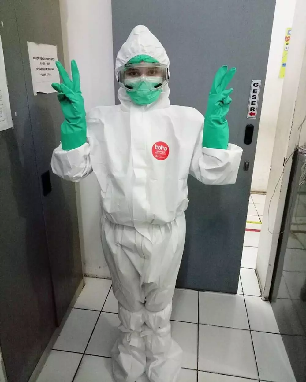 dukungan zee zee shahab instagram