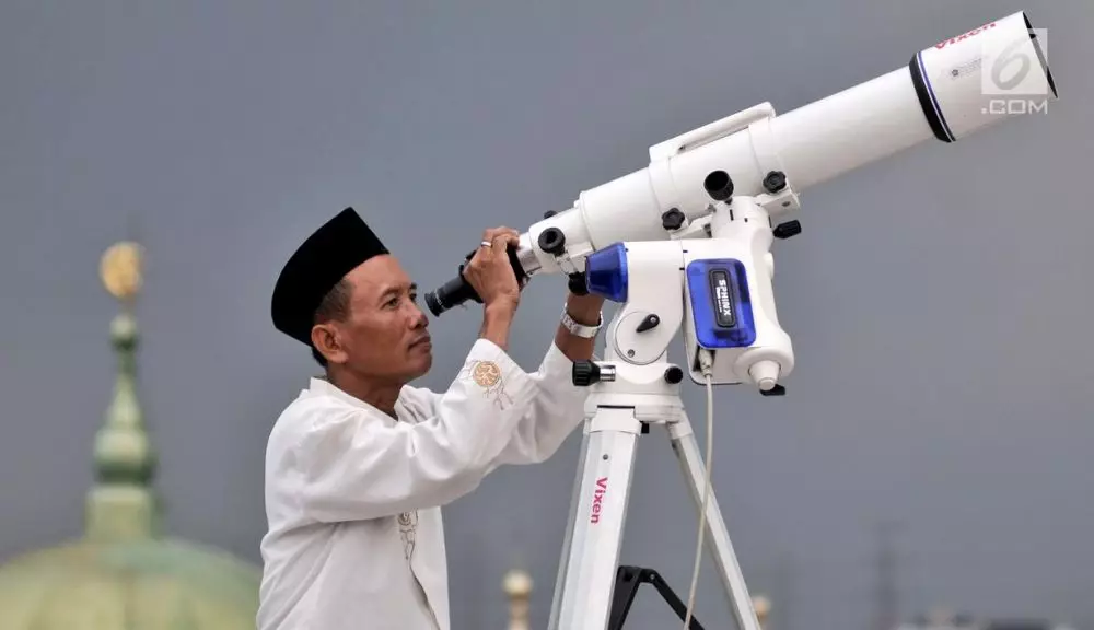 Arti kata hilal dan cara menentukan awal Ramadhan berbagai sumber