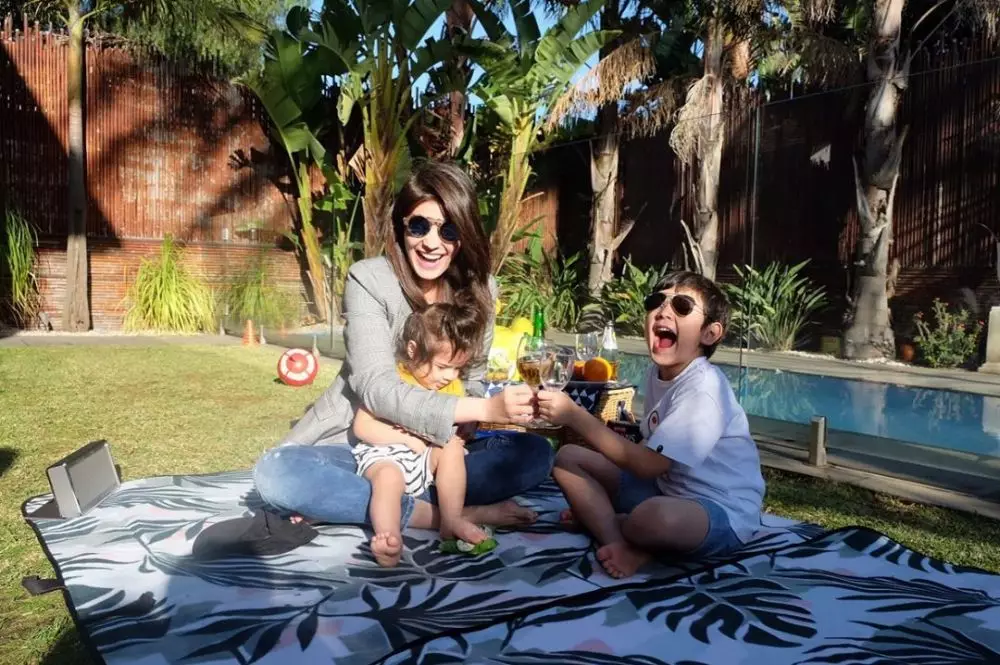 Seleb piknik di rumah saat wabah corona © 2020 brilio.net