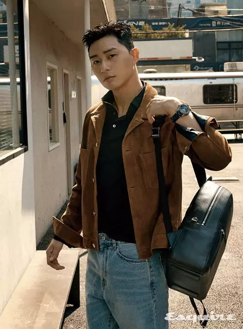 rambut baru park seo joon  Berbagai sumber  rambut baru park seo joon  Berbagai sumber