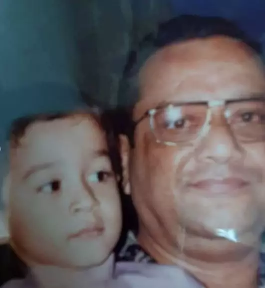 7 Potret masa kecil Miller Khan Instagram