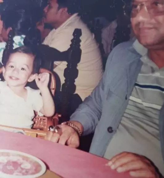 7 Potret masa kecil Miller Khan Instagram