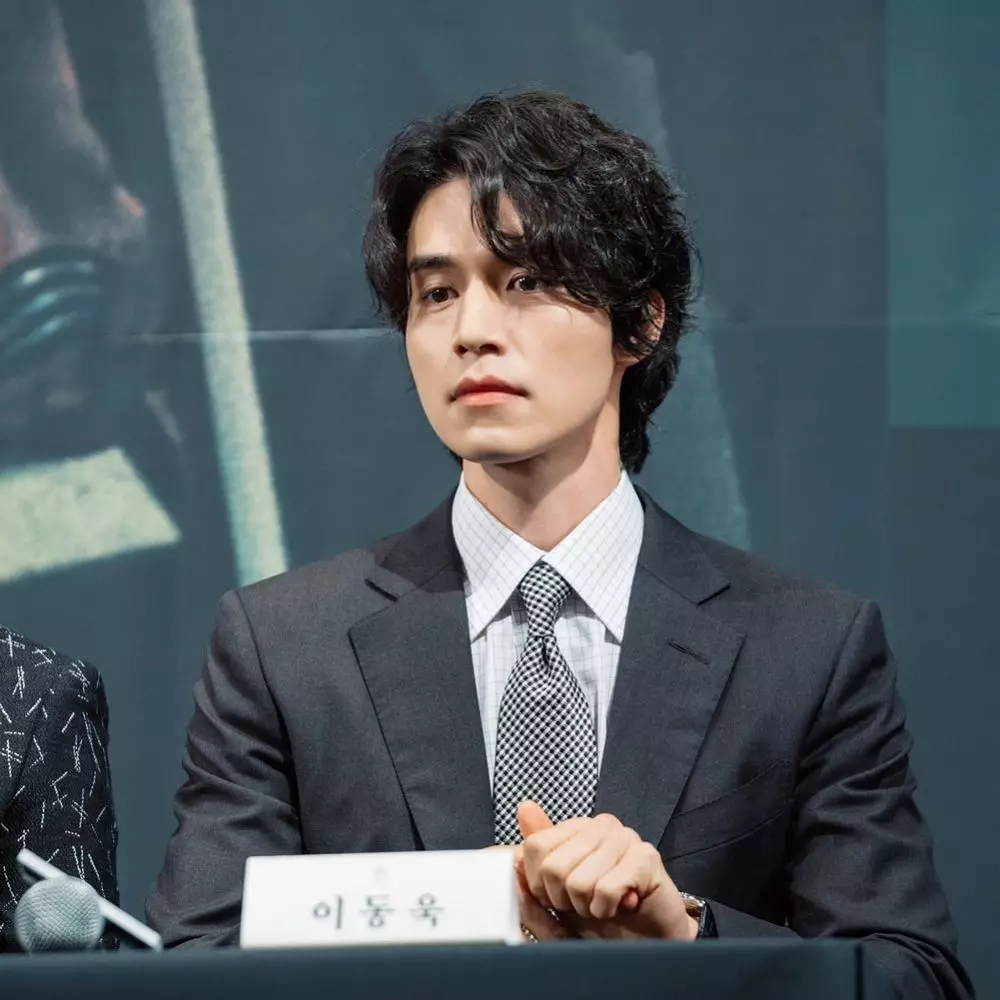 Aktor korea jadi orang kaya Instagram