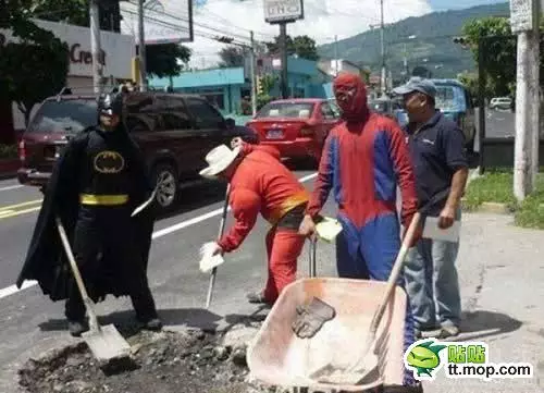 Potret kelakuan superhero gagal gagah Berbagai sumber Potret kelakuan superhero gagal gagah Berbagai sumber