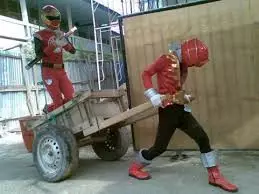 Potret kelakuan superhero gagal gagah Berbagai sumber Potret kelakuan superhero gagal gagah Berbagai sumber