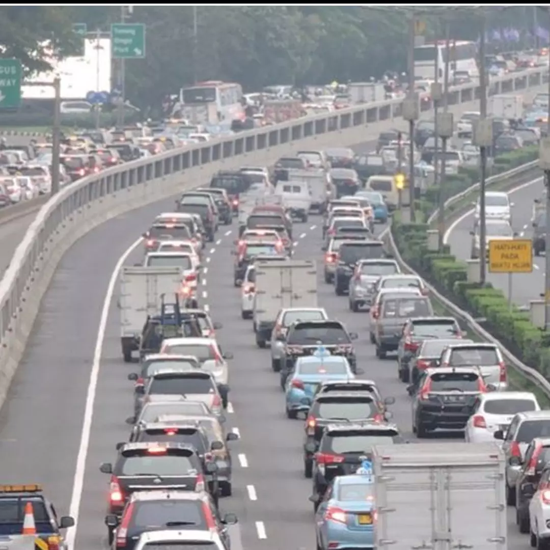 Mulai 24 April, angkutan umum &amp; kendaraan pribadi dilarang melintas