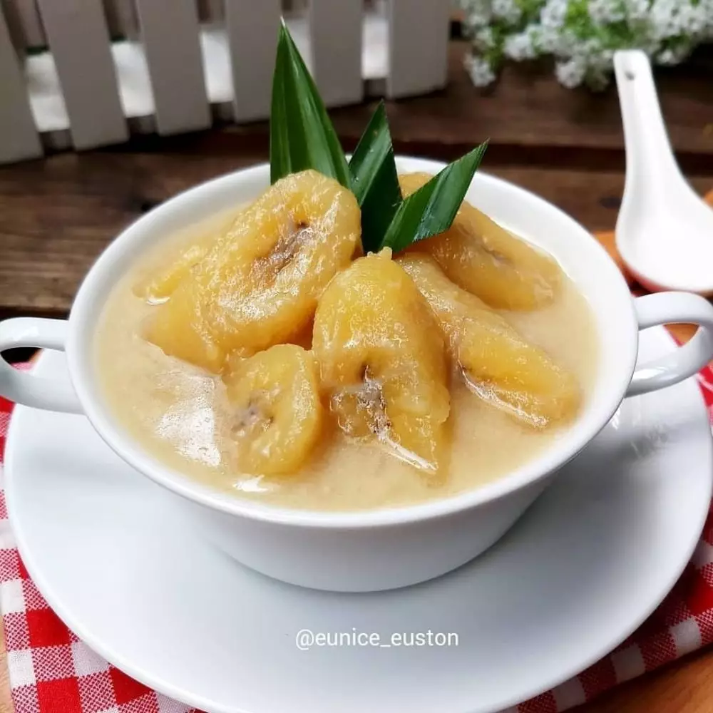 Resep takjil olahan pisang © 2020 Instagram/@setia_dini91 ; Instagram/@deviirwantari