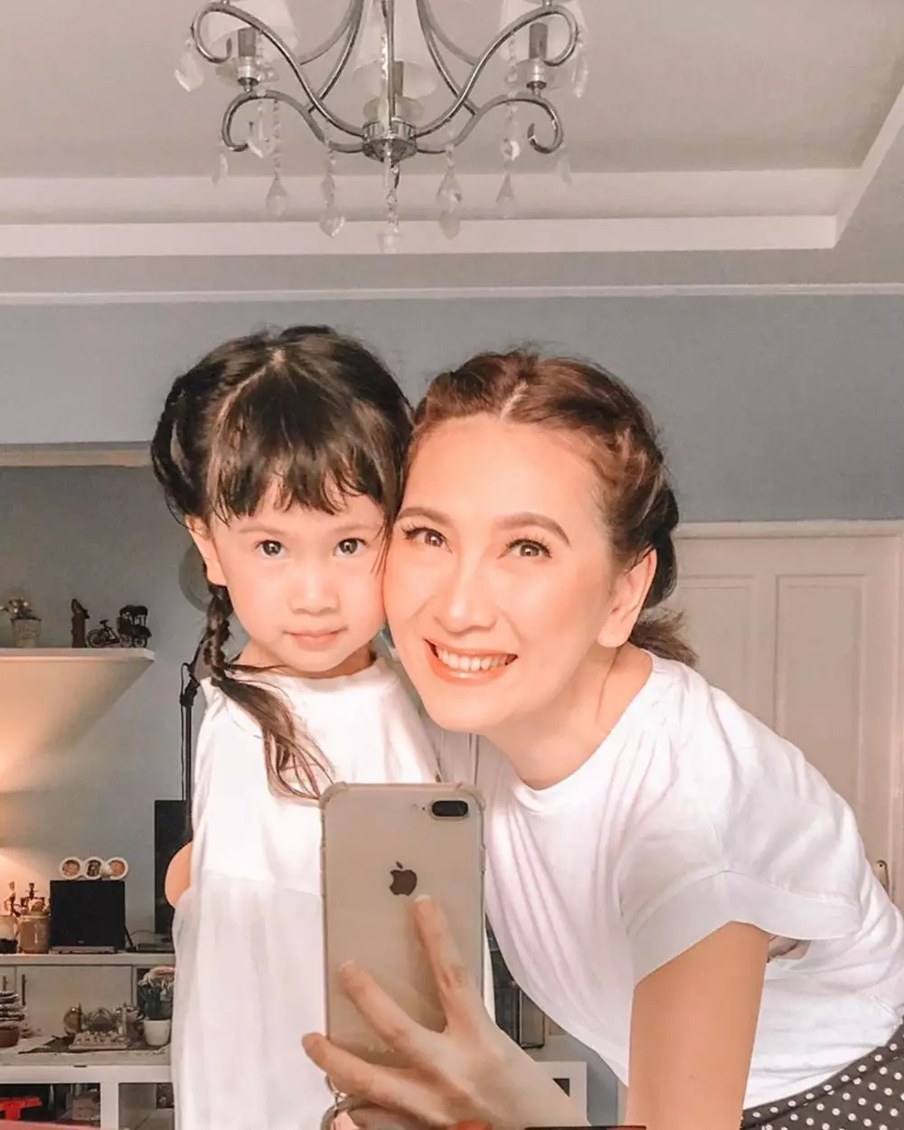 potret terbaru Jennifer Arnelita instagram