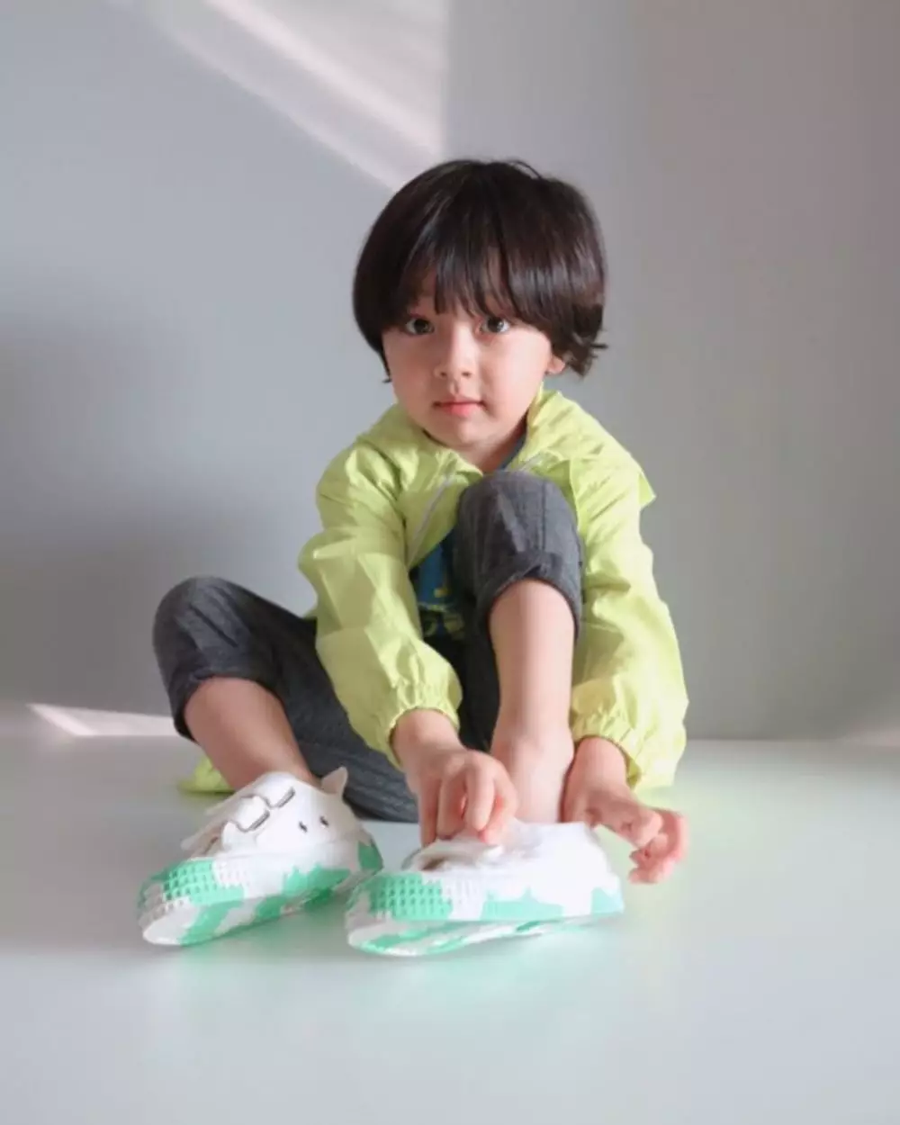 Seo Woo Jin potong rambut Instagram