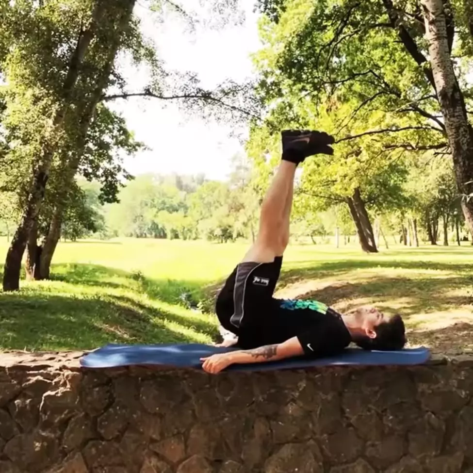 5 Cara bikin perut six pack, efektif dan bisa dilakukan di rumah