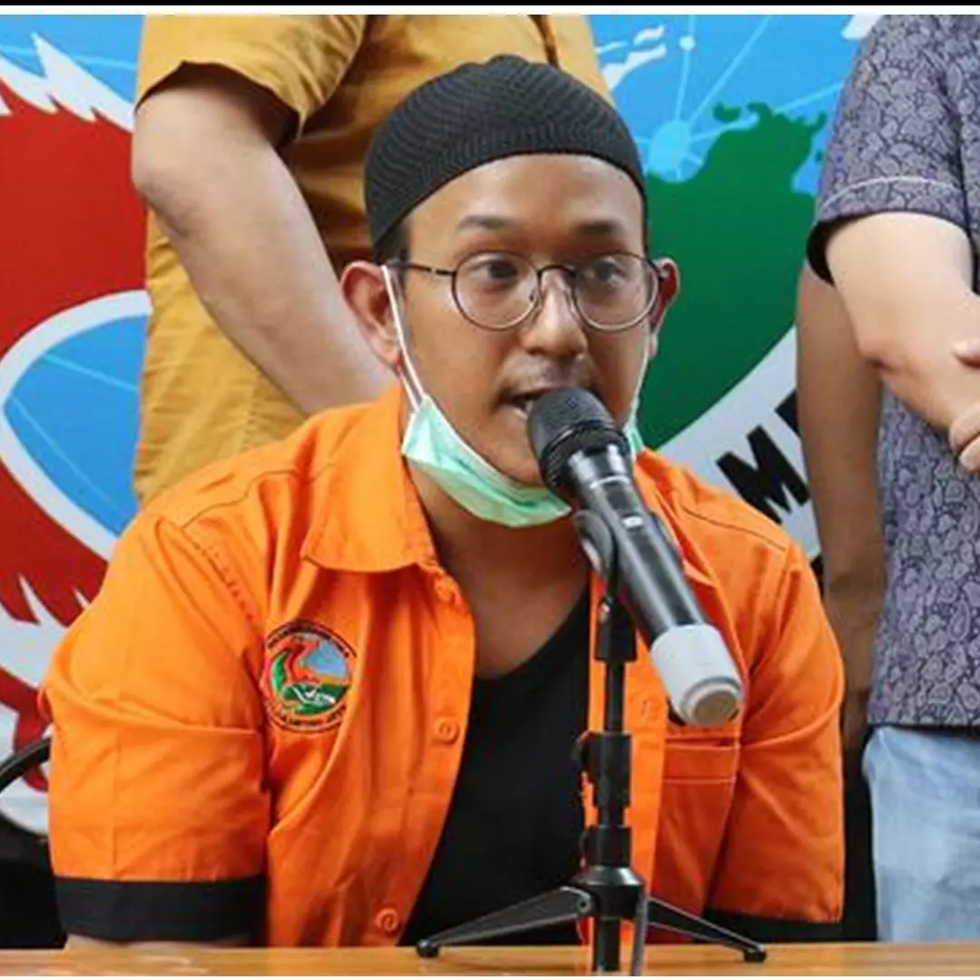 7 Seleb ini jalani puasa Ramadan di sel tahanan