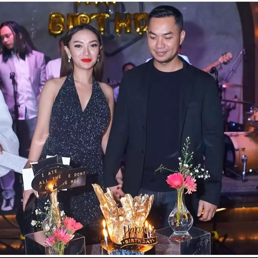 5 Pedangdut ini jatuh ke pelukan pengusaha, terbaru Zaskia Gotik