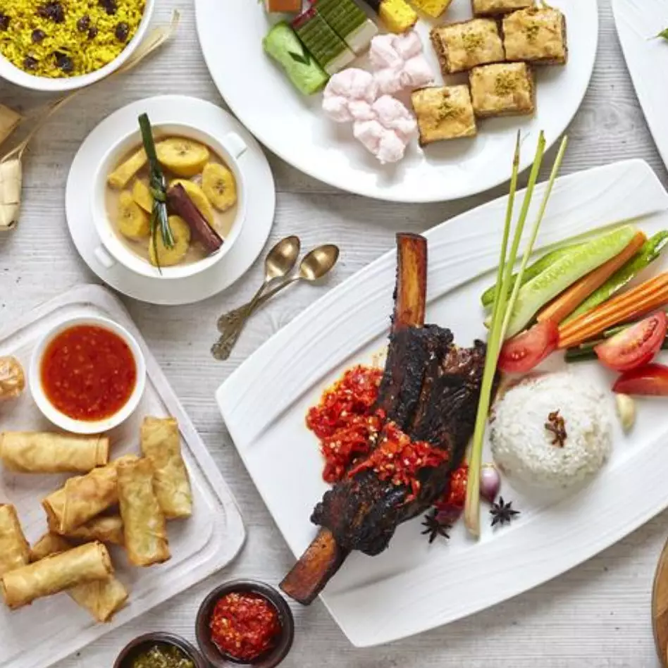 Buka puasa sebaiknya jangan pilih 6 jenis makanan ini, kenapa?