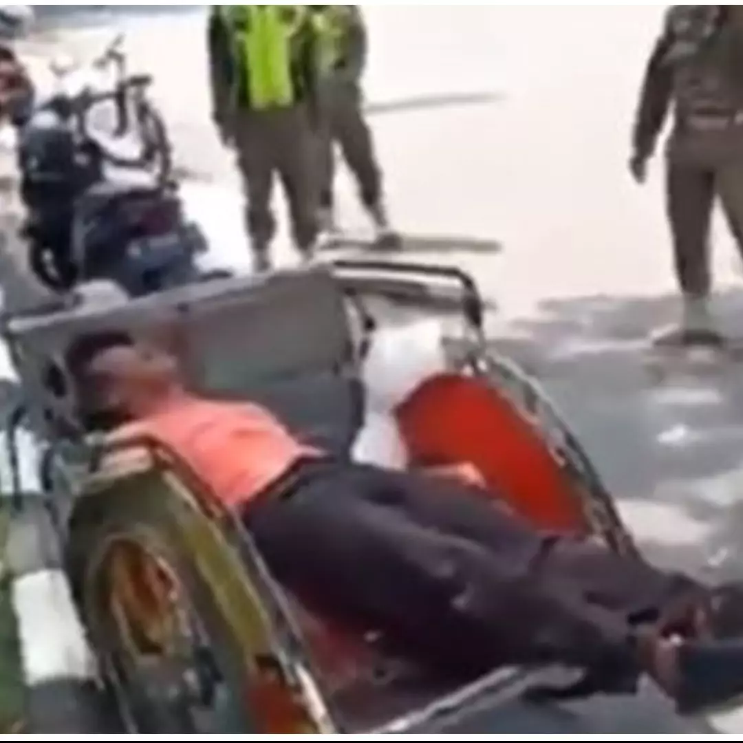 Tukang becak pingsan diduga corona, ternyata karena kelaparan