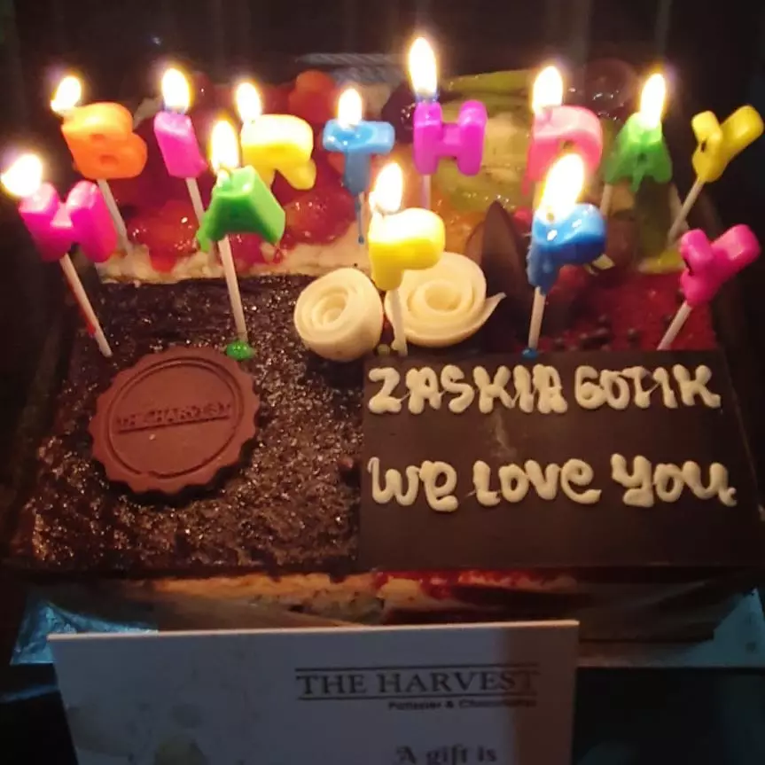 ultah zaskia gotik 30 © 2020 brilio.net ultah zaskia gotik 30 © 2020 brilio.net