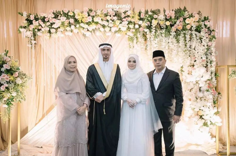 Arti tangisan Vebby Palwinta © 2020 brilio.net Arti tangisan Vebby Palwinta © 2020 brilio.net