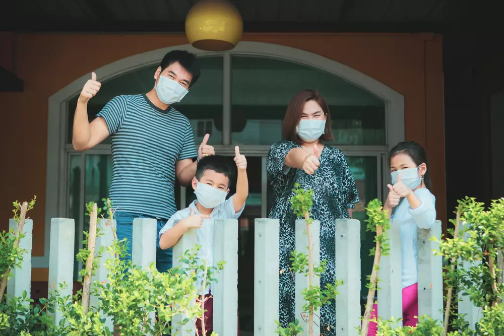 5 Cara tetap bantu sesama walaupun #DiRumahSaja, semua ada jalan! berbagai sumber