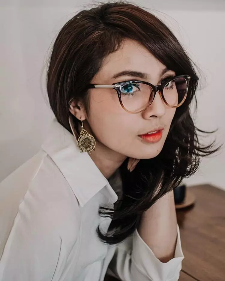 Pesona Widi Dwinanda PPT Berbagai sumber