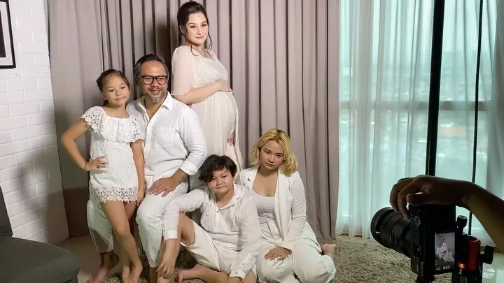 maternity mona ratuliu © 2020 brilio.net