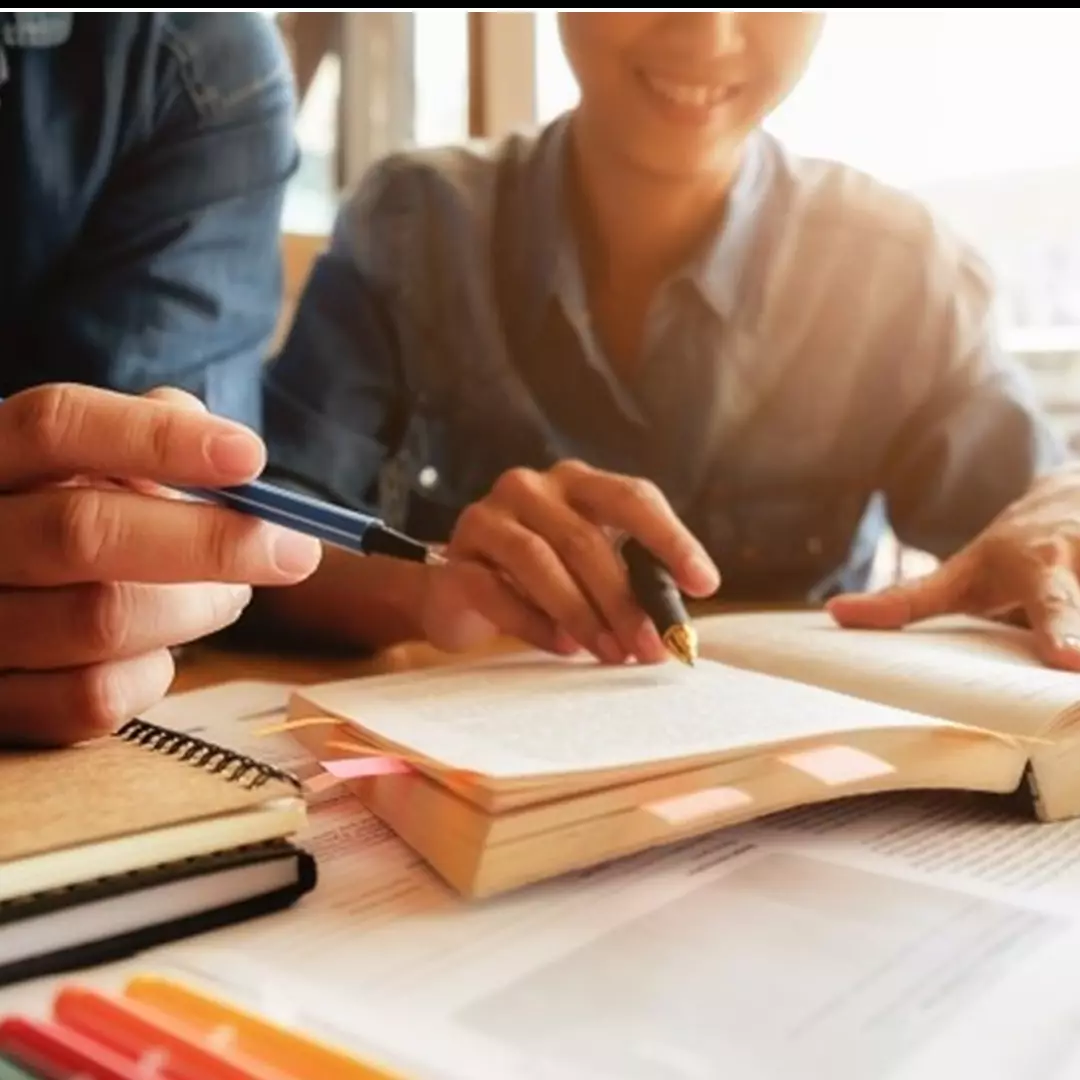 Keutamaan dan adab menuntut ilmu bersama dalil lengkap