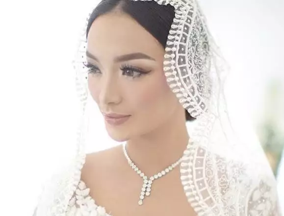 4 curahan hati Zaskia Gotik Instagram