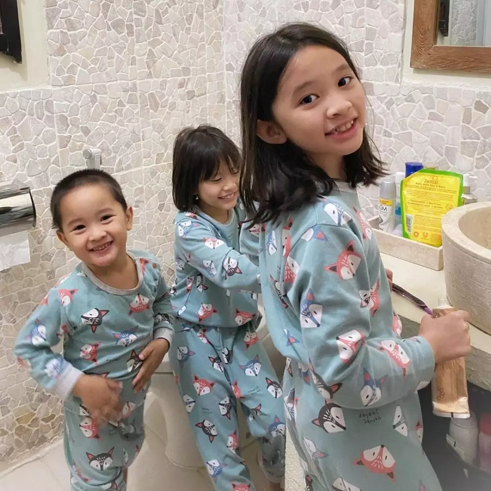 anak seleb ikut sahur © 2020 brilio.net anak seleb ikut sahur © 2020 brilio.net