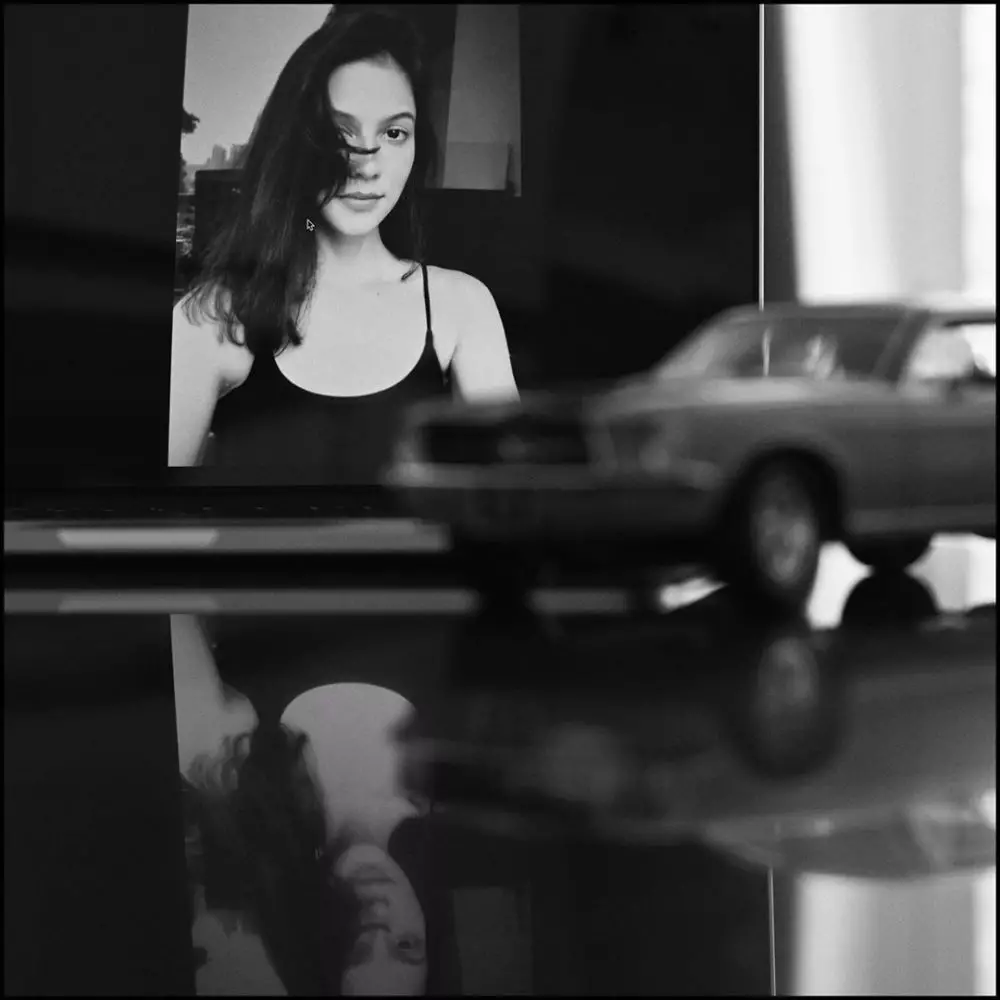 Hasil virtual photoshoot oleh Gading Marten © 2020 brilio.net