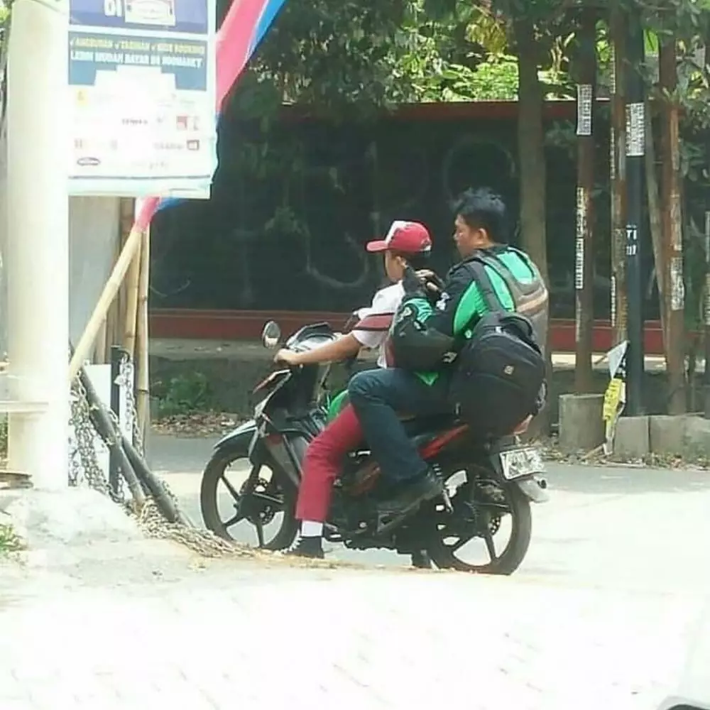 penumpang ojek online gabut © 2020 brilio.net