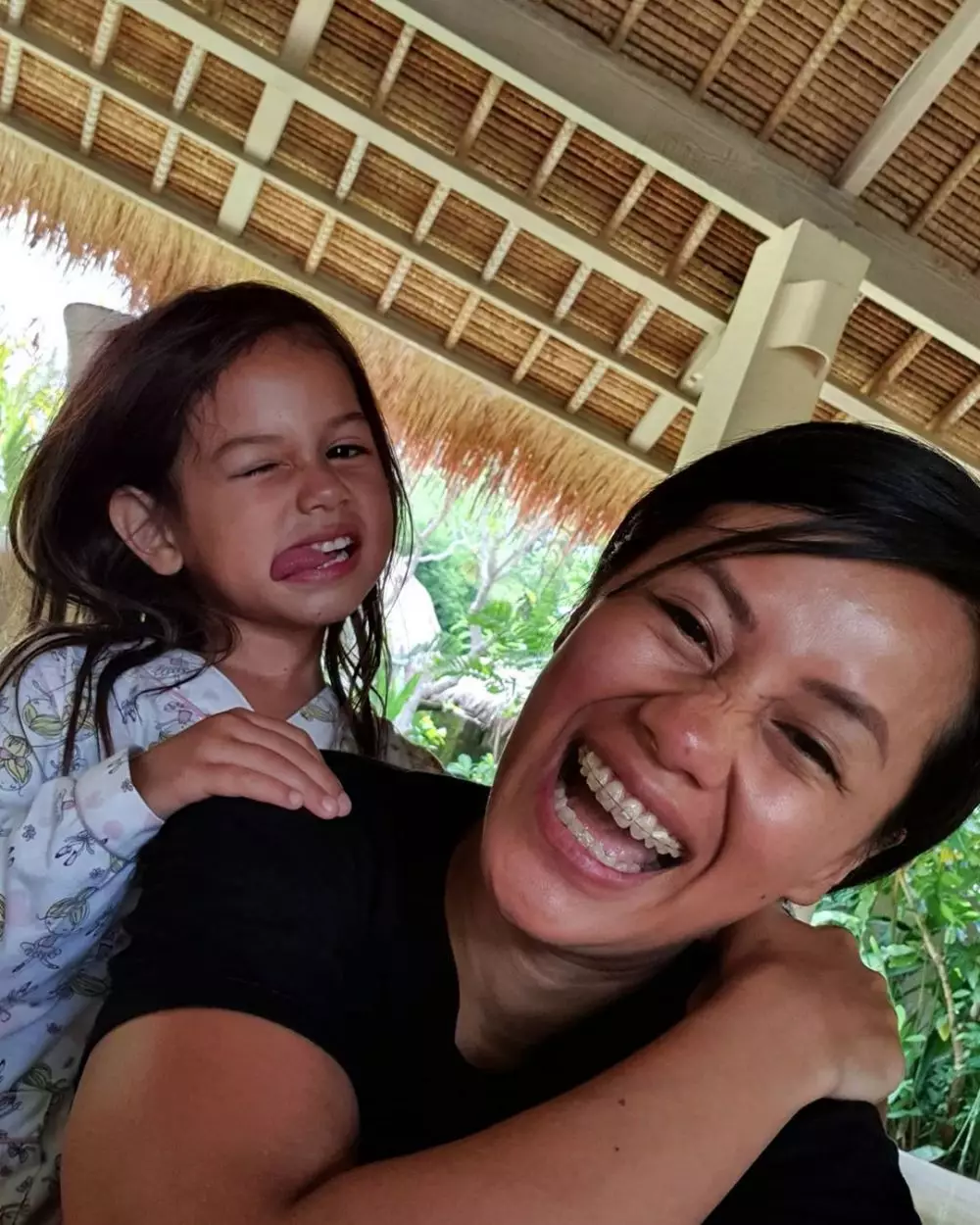 menik di pesantren rock n roll instagram menik di pesantren rock n roll instagram