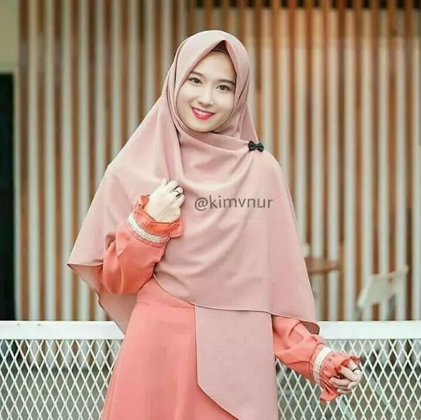 Twice pakai hijab Twitter