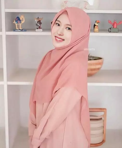 Twice pakai hijab Twitter