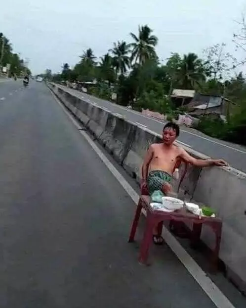 potret nyeleneh orang bosan di rumah © 2020 instagram.com