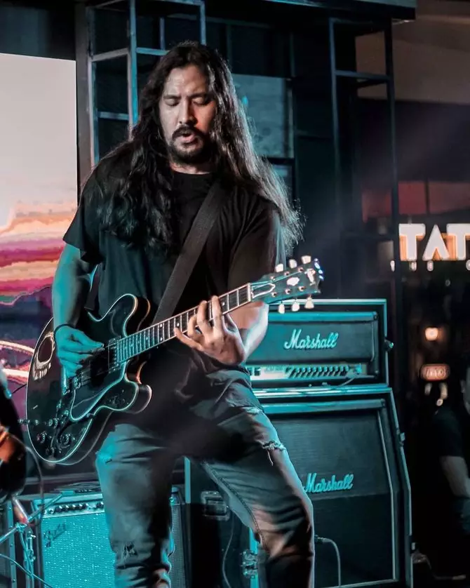 ello  © 2020 brilio.net