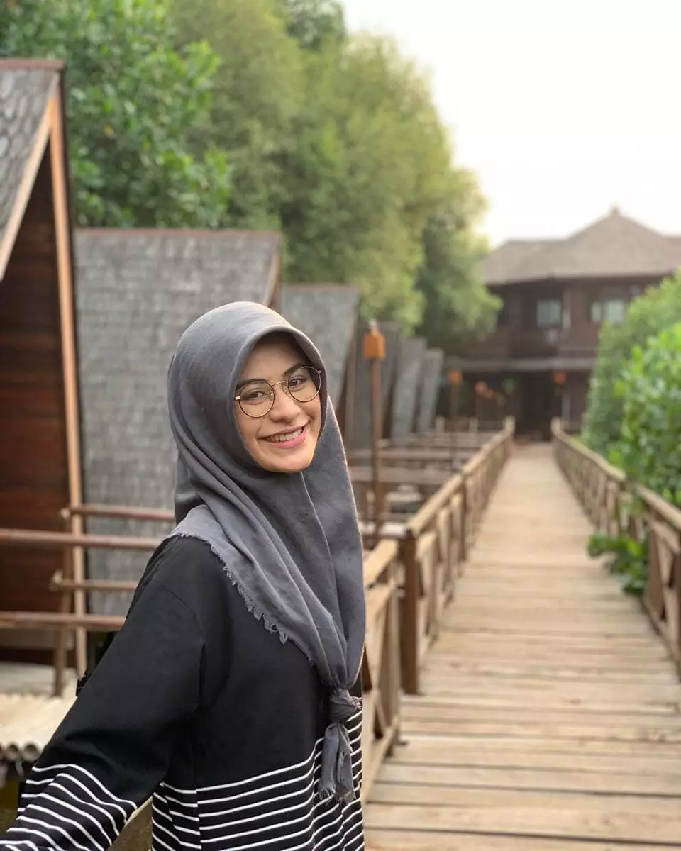 pesona betari ayu pemeran zahro di ppt instagram pesona betari ayu pemeran zahro di ppt instagram