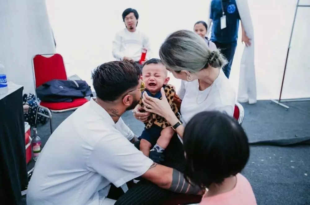 Momen Onad momong anak  Instagram Momen Onad momong anak  Instagram