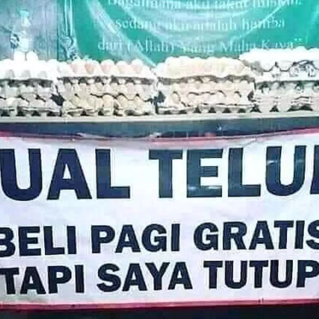 10 Cara nyeleneh pedagang menawarkan dagangan ini bikin tepuk jidat