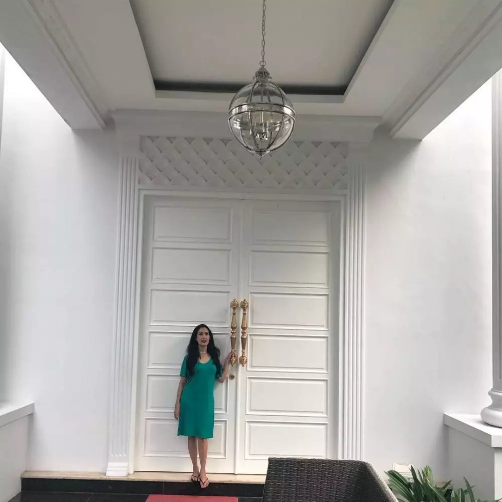 rumah Iis Dahlia 250 instagram rumah Iis Dahlia 250 instagram