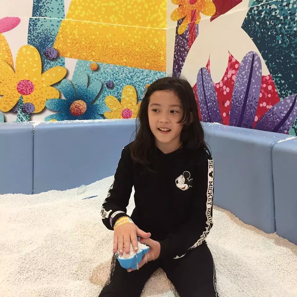 Potret Mikhaela putri tunggal Nafa Urbach © 2020 instagram.com