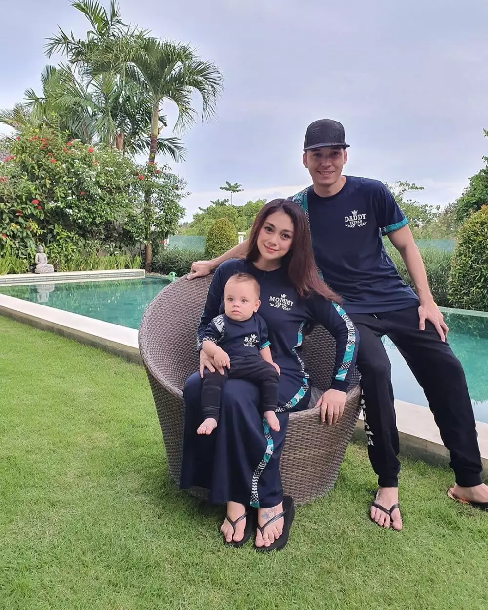 seleb ngungsi dari jakarta © 2020 brilio.net