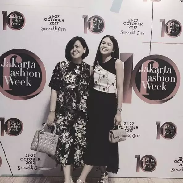 7 momen manis Maudy Ayunda dan ibunya Instagram