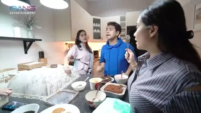 Syahnaz Sadiqah beli rumah baru lebih luas, harganya bikin melongo © 2020 youtube.com