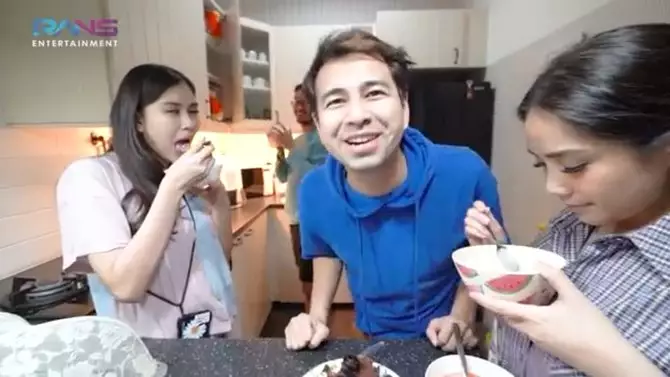 Syahnaz Sadiqah beli rumah baru lebih luas, harganya bikin melongo © 2020 youtube.com