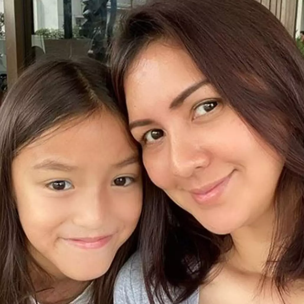 10 Momen perayaan ultah anak Donna Agnesia di rumah, penuh kehangatan