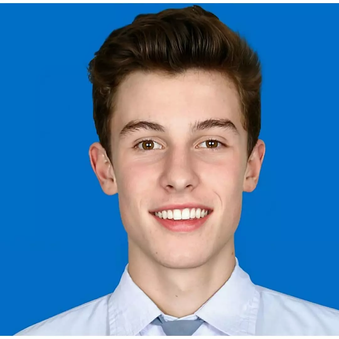 10 Editan foto seleb Hollywood pakai seragam sekolah ini bikin ngakak