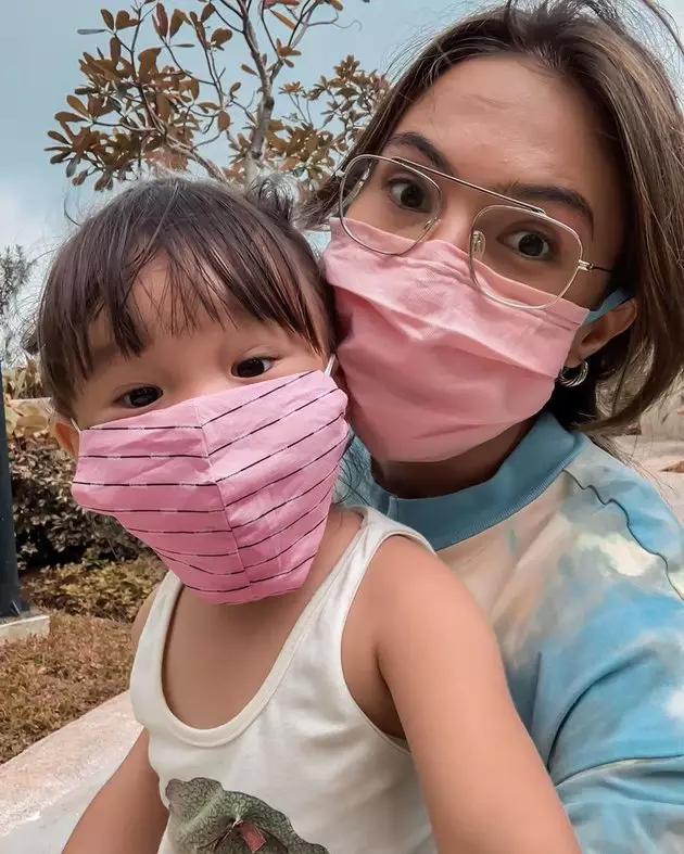 Olivia Jensen dan anak © 2020 brilio.net