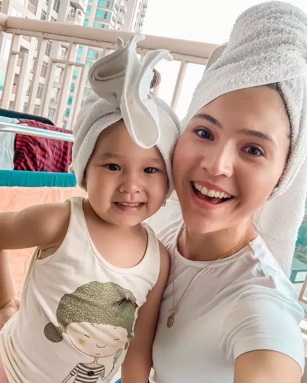 Olivia Jensen dan anak © 2020 brilio.net