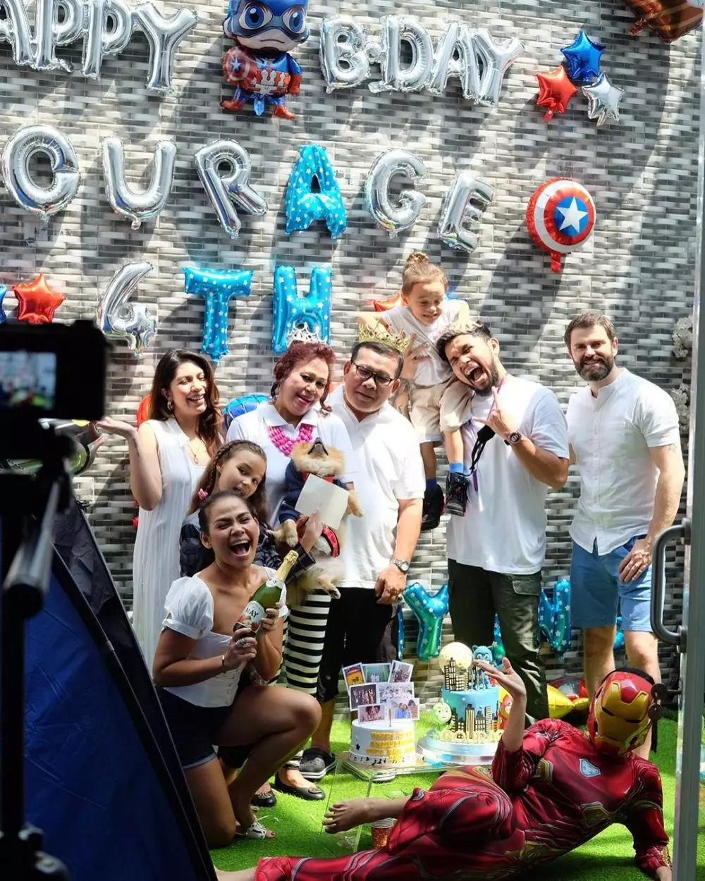 momen perayaan ulang tahun anak Melaney instagram momen perayaan ulang tahun anak Melaney instagram