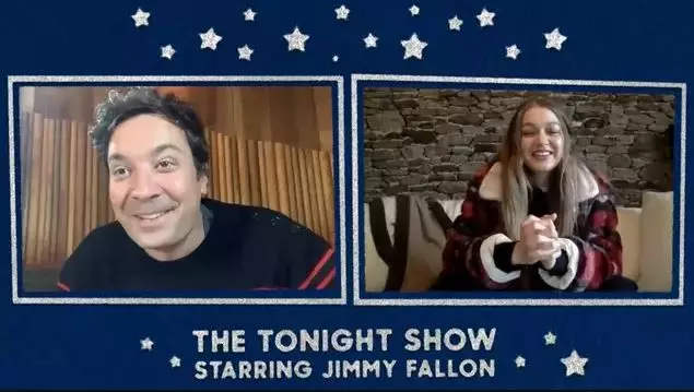 Gigi Hadid ngidam sampai nangis lihat bagel Youtube Gigi Hadid ngidam sampai nangis lihat bagel Youtube