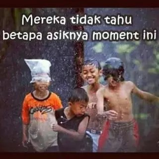 Meme kenangan sepak bola Berbagai sumber