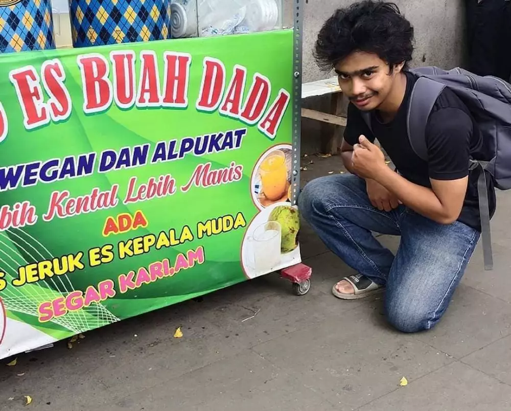 potret nyeleneh suka-suka pedagang © 2020 instagram.com potret nyeleneh suka-suka pedagang © 2020 instagram.com